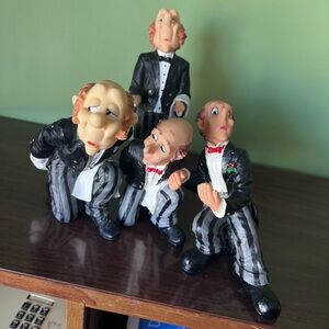 Set of wine holding butlers - will separate!